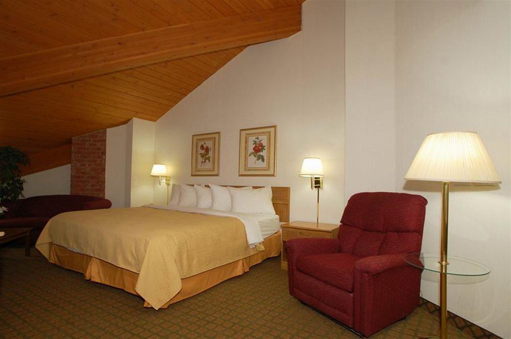 Quality Inn Columbia City Near Us-30 Bagian luar foto