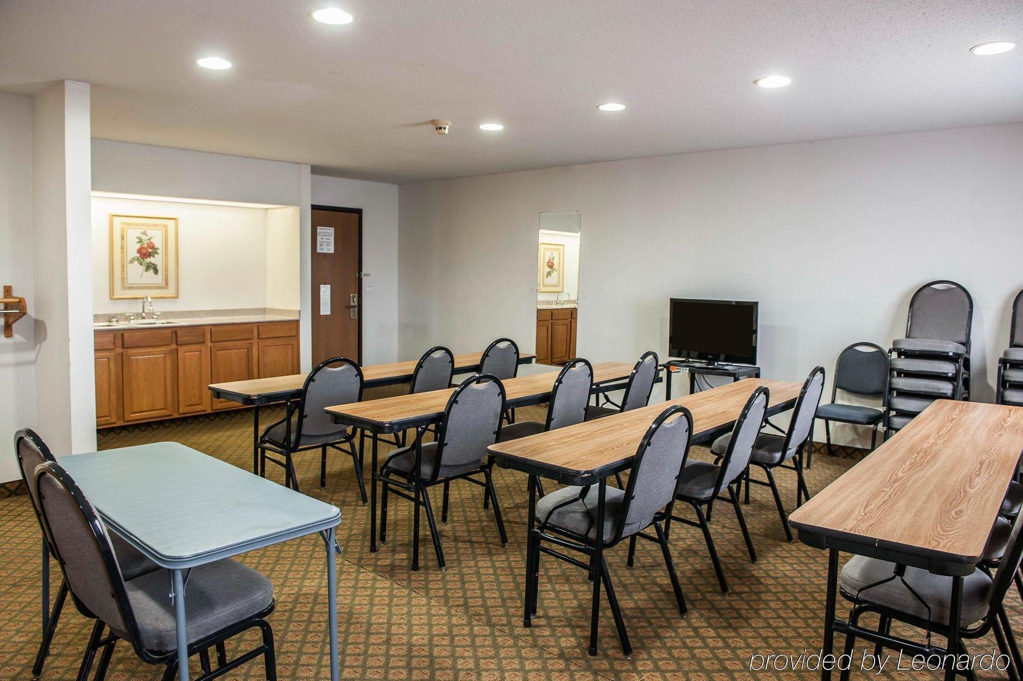 Quality Inn Columbia City Near Us-30 Bagian luar foto